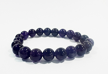 Handgemachtes Armband aus echtem Amethyst